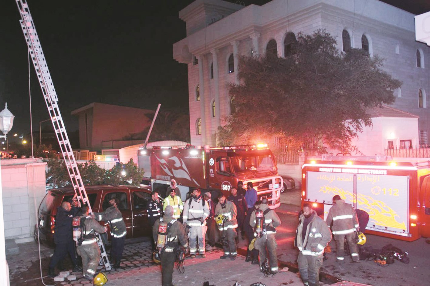 u0625u0637u0641u0627u0626u064au0648u0646 u0645u062fu0648u0627 u0633u0644u0645u0647u0645 u0644u0625u0646u0642u0627u0630 u0627u0644u0645u062du062au062cu0632u064au0646