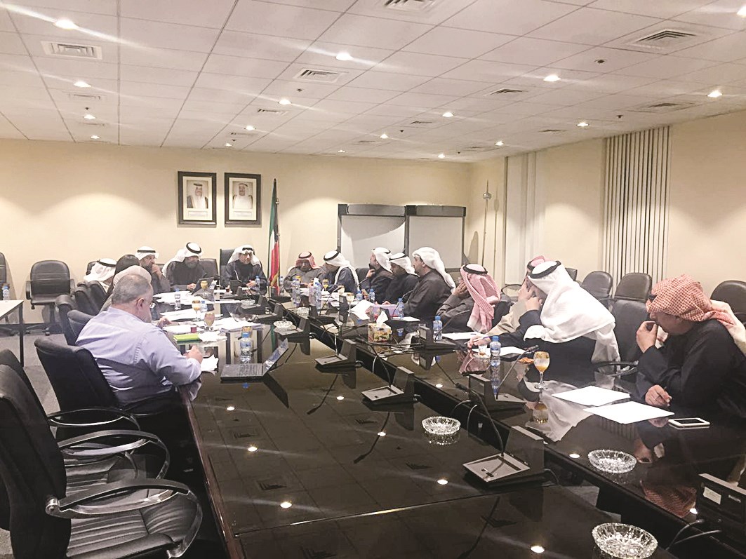 u0628u0648u0634u0647u0631u064a u0645u062au0631u0626u0633u0627 u0627u062cu062au0645u0627u0639 u0645u0645u062bu0644u064a u0627u0644u062cu0645u0639u064au0627u062a u0648u0627u0644u0627u062au062du0627u062fu0627u062a