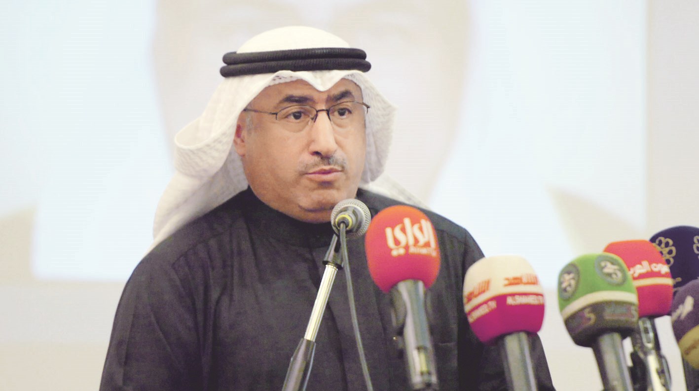 الفارس متحدثاً في اللقاء