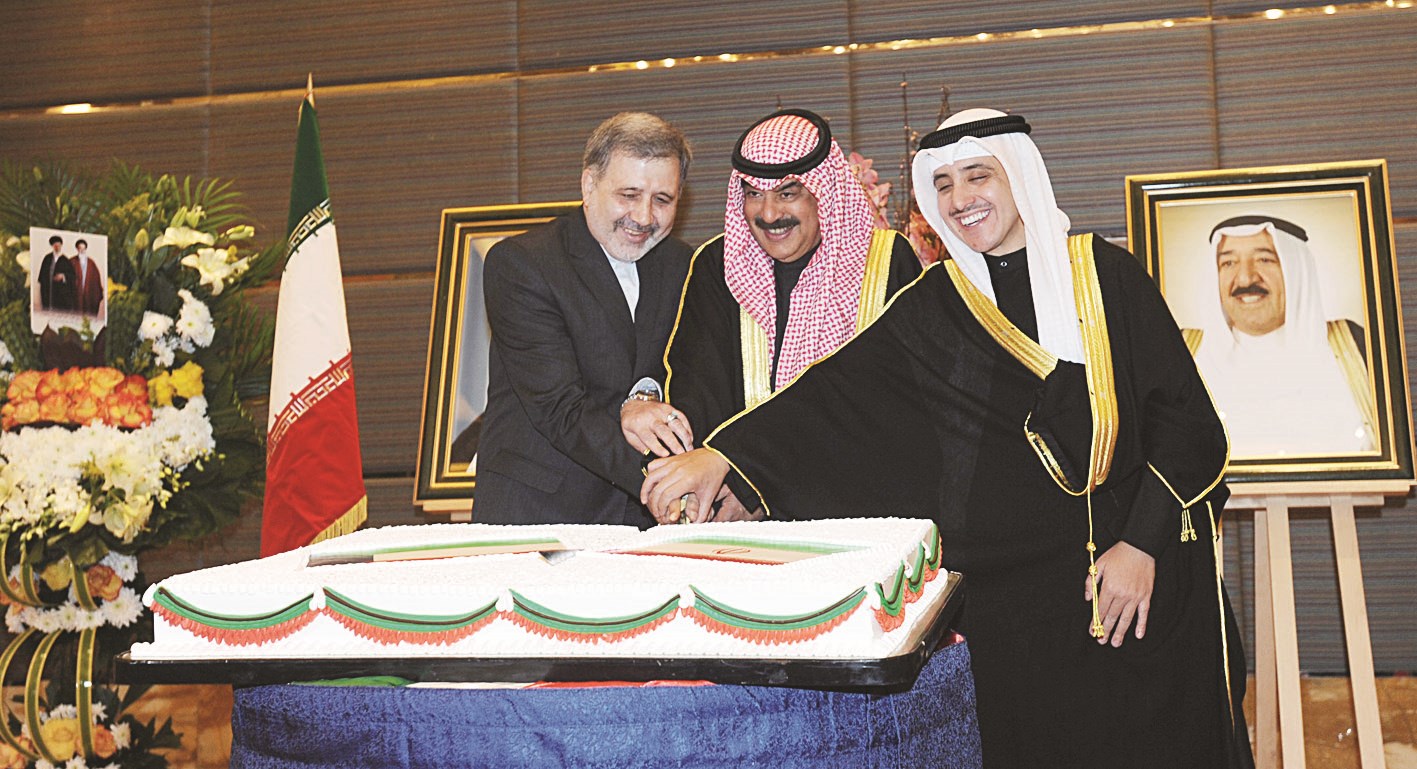 u062eu0627u0644u062f u0627u0644u062cu0627u0631u0627u0644u0644u0647 u0648u0623u062du0645u062f u0646u0627u0635u0631 u0627u0644u0645u062du0645u062f u0648u0639u0644u064a u0639u0646u0627u064au062au064a u064au0642u0637u0639u0627u0646 u0642u0627u0644u0628 u0627u0644u062du0644u0648u0649 (u062au0635u0648u064au0631 u0643u0631u0645 u0630u064au0627u0628)