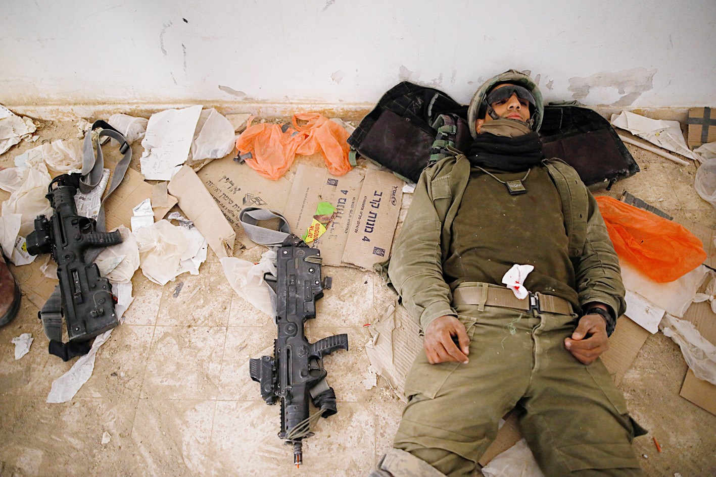 u062cu0646u062fu064a u0625u0633u0631u0627u0626u064au0644u064a u0645u0646 u0644u0648u0627u0621 u00abu0646u0627u062du0627u0644u00bb u064au0634u0627u0631u0643 u0641u064a u062au062fu0631u064au0628u0627u062a u062du0631u0628 u0627u0644u0645u062fu0646  (u0631u0648u064au062au0631u0632)