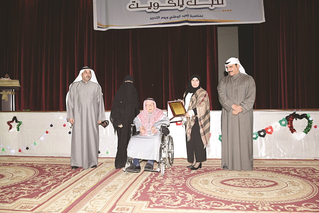 u0627u0644u0645u0644u0627 u062au0643u0631u0645 u0623u062du062f u0627u0644u0645u0633u0646u064au0646