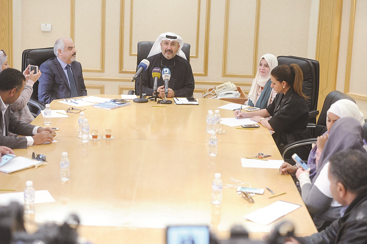 u062cu0627u0646u0628 u0645u0646 u0627u0644u0645u0624u062au0645u0631 u0627u0644u0635u062du0627u0641u064a (u062au0635u0648u064au0631 u0633u0639u0648u062f u0633u0627u0644u0645)