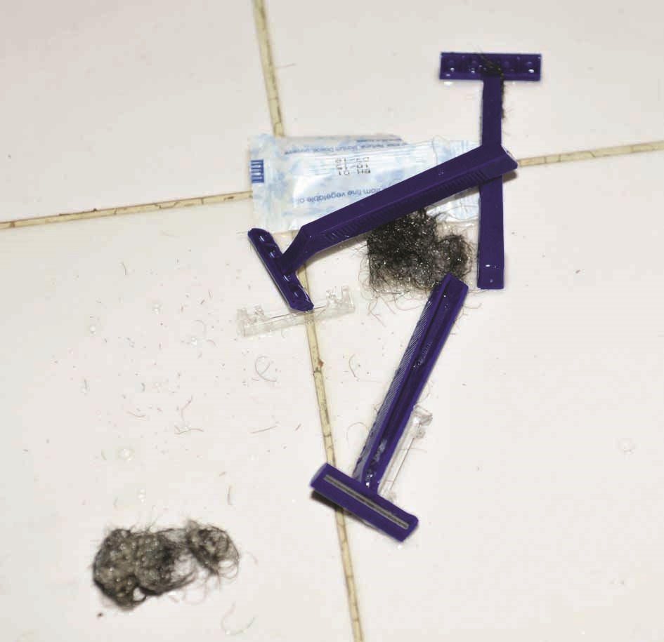 الشفرات في الحمامات بعد التنعيم