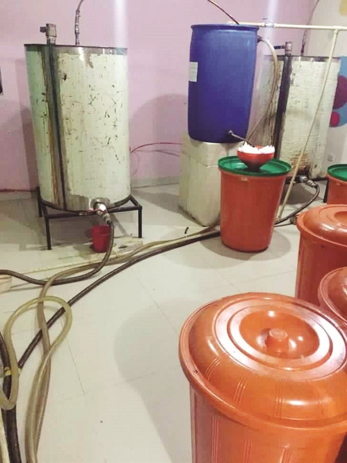 u0628u0631u0627u0645u064au0644 u0627u0644u062eu0645u0648u0631 u0648u0623u062fu0648u0627u062a u0627u0644u062au0635u0646u064au0639