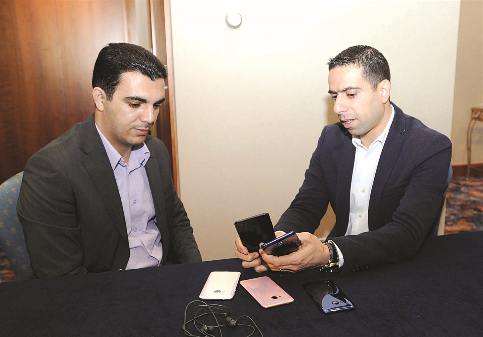 u062eu064au0627u0637 u0645u0633u062au0639u0631u0636u0627u064b u0645u0645u064au0632u0627u062a u0647u0648u0627u062au0641 u0627u0644u0634u0631u0643u0629 u0627u0644u062cu062fu064au062fu0629 (u062au0635u0648u064au0631 u0643u0631u0645 u0630u064au0627u0628)