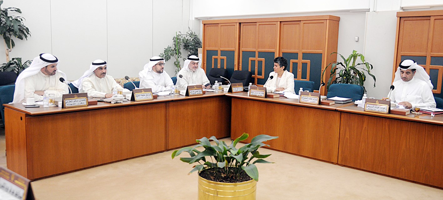 u062cu0627u0646u0628 u0645u0646 u0627u062cu062au0645u0627u0639 u0627u0644u0644u062cu0646u0629