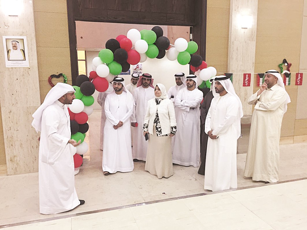 ... وخلال جولة مع الوفد في مركز الصديق