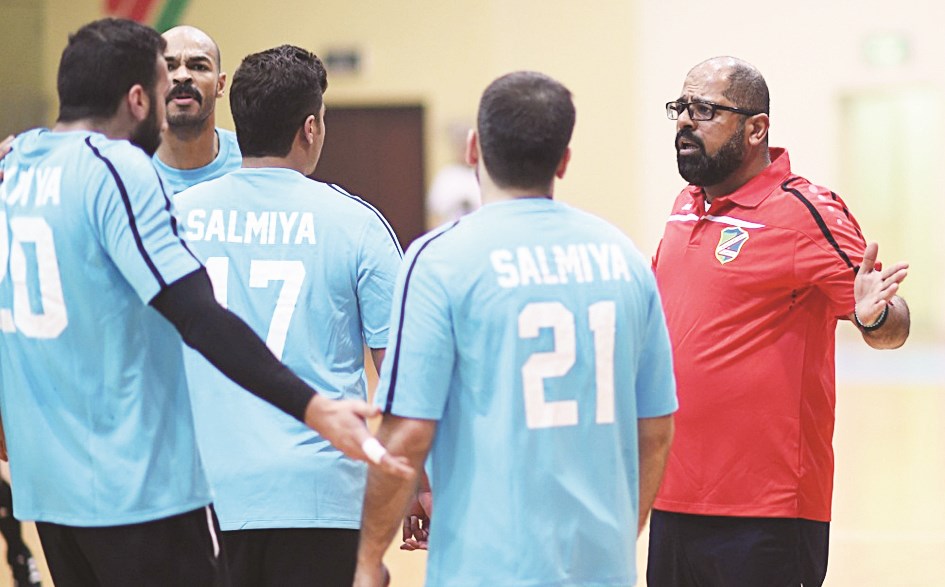 u0645u062fu0631u0628 u0627u0644u0633u0627u0644u0645u064au0629 u062eu0627u0644u062f u0627u0644u0645u0644u0627 u0645u062au062du062fu062bu0627u064b u0625u0644u0649 u0627u0644u0644u0627u0639u0628u064au0646