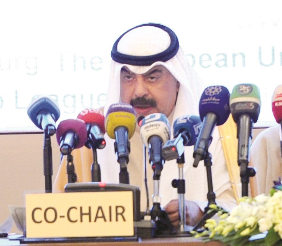 u0627u0644u062cu0627u0631u0627u0644u0644u0647 u0645u062au0631u0626u0633u0627u064b u0648u0641u062f u0627u0644u0643u0648u064au062a (u062au0635u0648u064au0631 u0637u0627u0631u0642 u0639u0632u0627u0644u062fu064au0646)