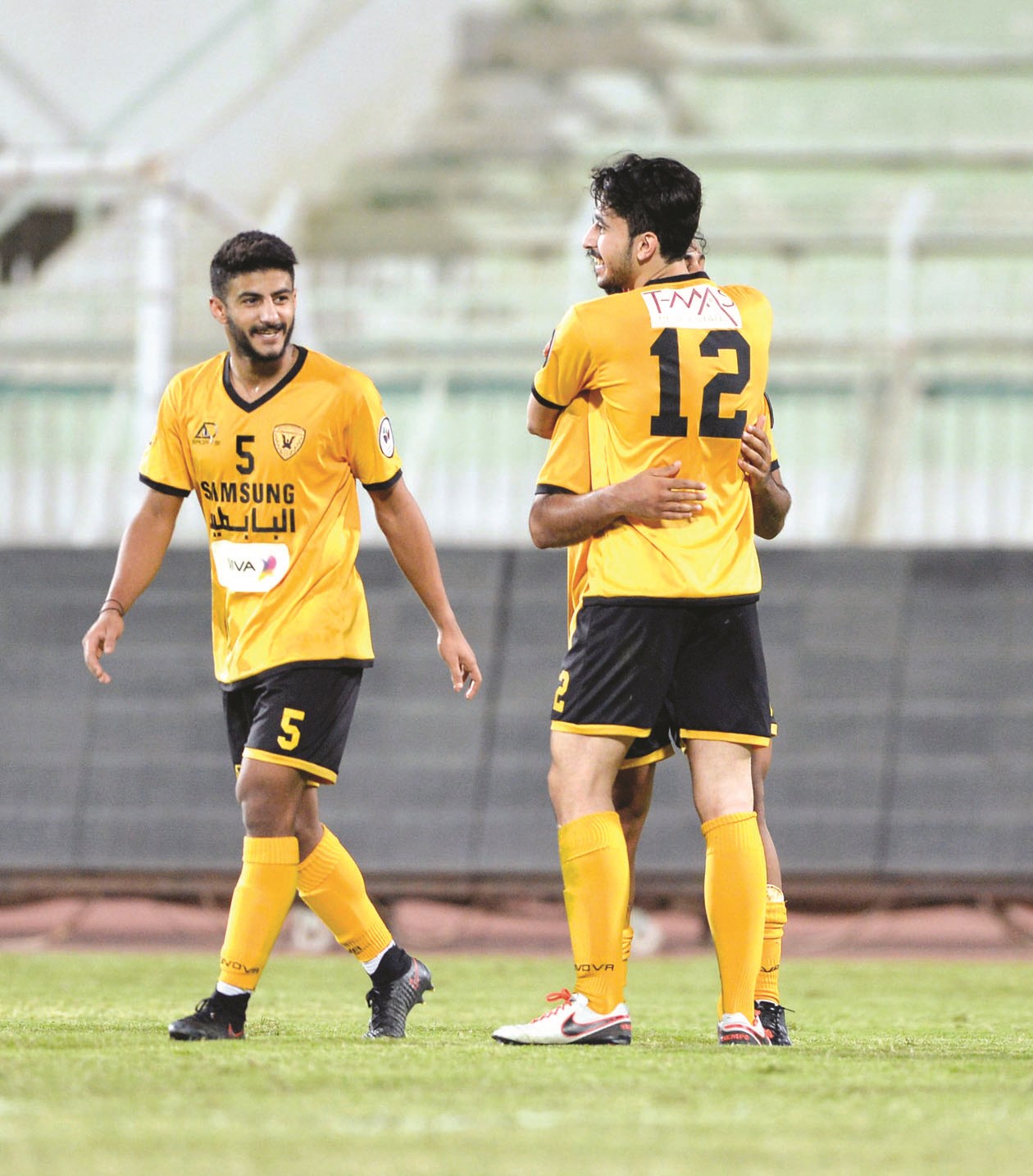 u0631u0636u0627 u0647u0627u0646u064a u0648u0645u062du0645u062f u062eu0644u064au0644... u0645u0646 u0627u0643u062au0634u0627u0641u0627u062a u0627u0644u0642u0627u062fu0633u064au0629 u0641u064a u0627u0644u0645u0648u0633u0645 u0627u0644u0631u0627u0647u0646 (u0627u0644u0623u0632u0631u0642 u062fu0648u062a u0643u0648u0645)