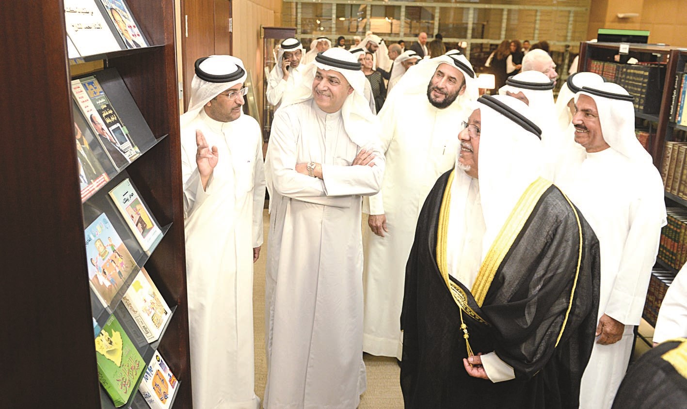 u0627u0644u062cu0631u0627u062d u062eu0644u0627u0644 u062cu0648u0644u0629 u0641u064a u0627u0644u0645u0643u062au0628u0629 (u062au0635u0648u064au0631 u0632u0643u0631u064au0627 u0639u0637u064au0629)