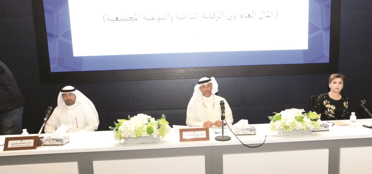 u0627u0644u0645u062au062du062fu062bu0648u0646 u0645u0646 u0627u0644u064au0645u064au0646 u0628u0633u0645u0629 u0627u0644u0633u064au0641 u0648u0645u062du0645u062f u0628u0648u0632u0628u0631 u0648u0635u0627u0644u062d u0627u0644u0639u062cu0645u064a (u062au0635u0648u064au0631 u0643u0631u0645 u0630u064au0627u0628)