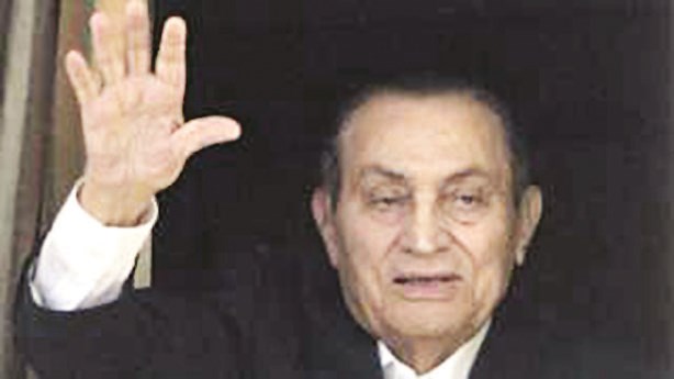 u062du0633u0646u064a u0645u0628u0627u0631u0643 u0641u064a u0644u0642u0637u0629 u0623u0631u0634u064au0641u064au0629