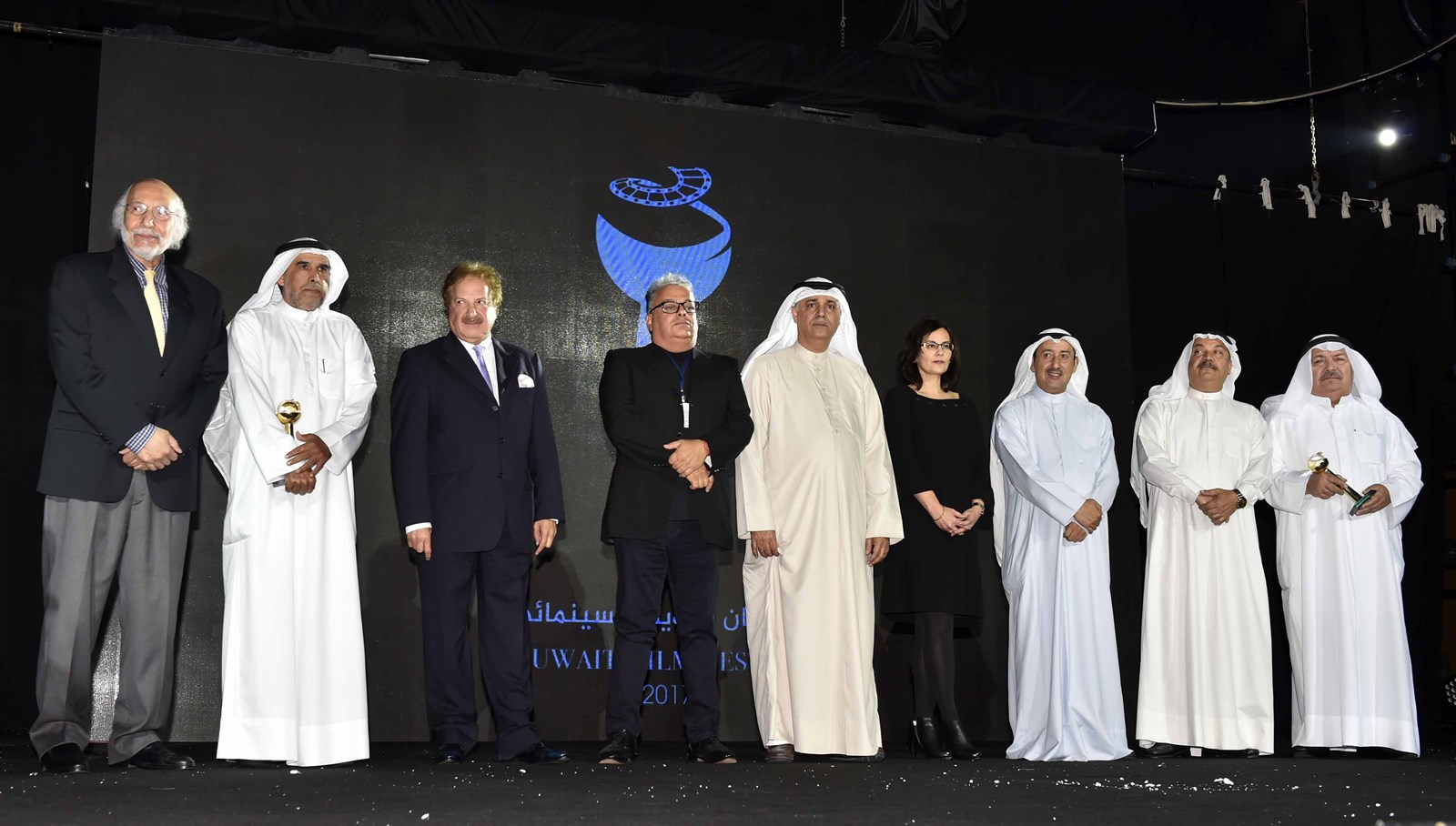 u0639u0644u064a u0627u0644u064au0648u062du0629 u0648u0634u0627u0643u0631 u0623u0628u0644 u064au062au0648u0633u0637u0627u0646 u0645u062du0645u062f u0627u0644u0639u0633u0639u0648u0633u064a u0648u0623u0639u0636u0627u0621 u0644u062cu0646u0629 u062au062du0643u064au0645 u0627u0644u0645u0647u0631u062cu0627u0646 (u062au0635u0648u064au0631 u0637u0627u0631u0642 u0639u0632u0627u0644u062fu064au0646)