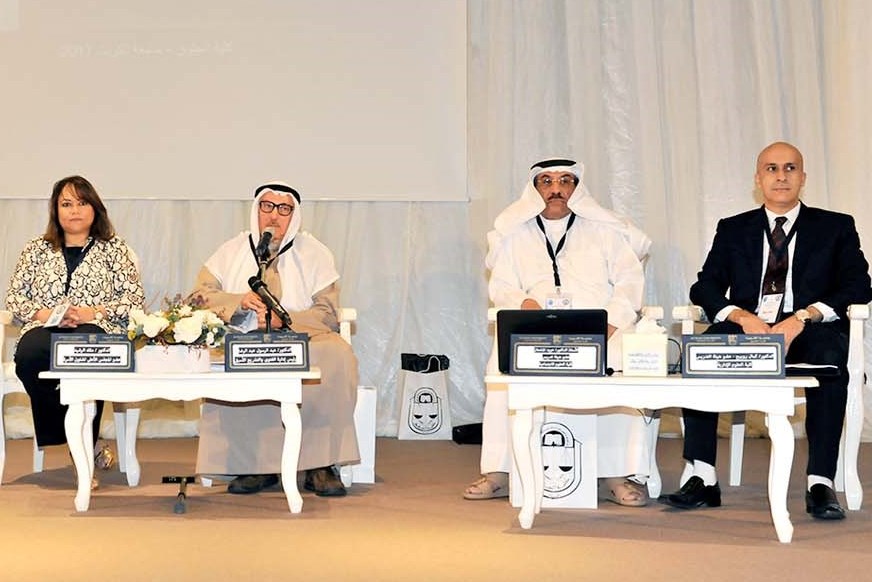 من جلسات المؤتمر