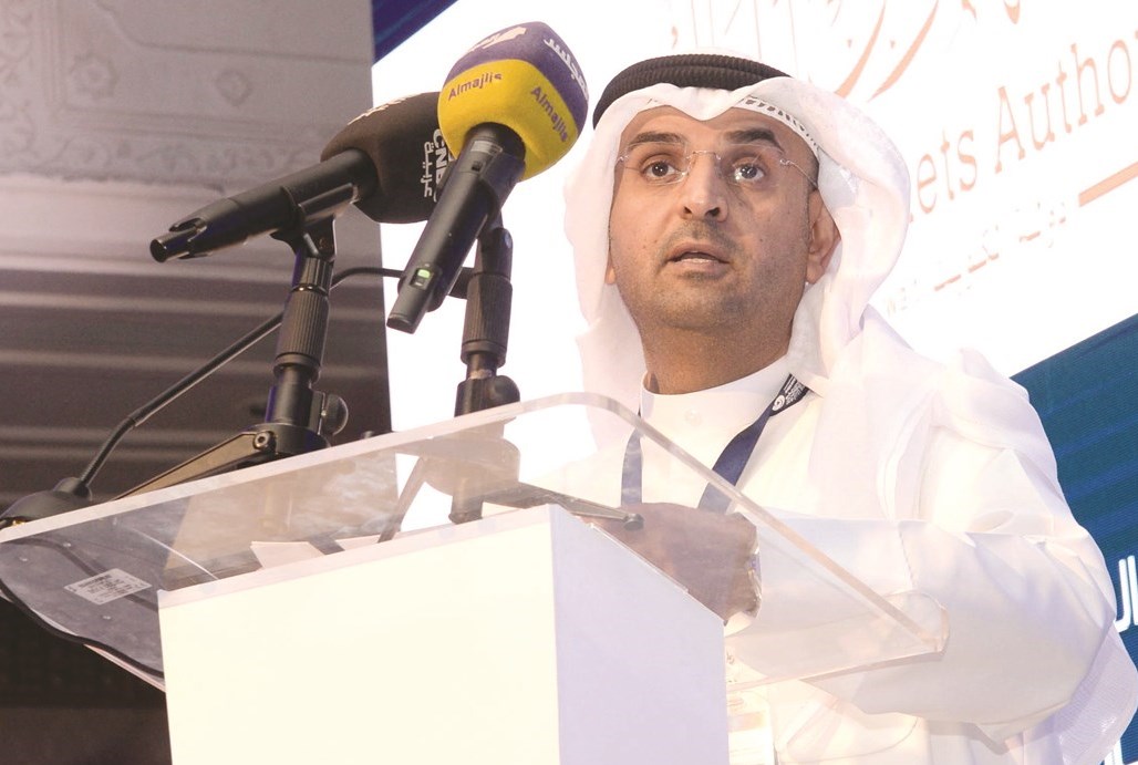 u0646u0627u064au0641 u0627u0644u062du062cu0631u0641 u0645u062au062du062fu062bu0627u064b (u062au0635u0648u064au0631 u0632u0643u0631u064au0627 u0639u0637u064au0629)