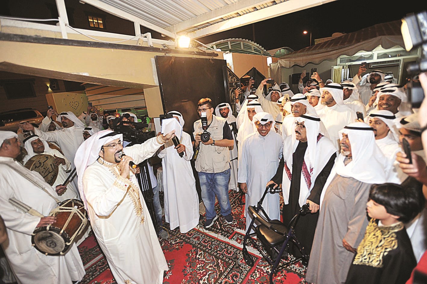 u0627u0644u0642u0635u0627u0631... u00abu0645u0627 u0642u0635u0651u0631u00bb  (u062au0635u0648u064au0631 u0646u0648u0631 u0647u0646u062fu0627u0648u064a)