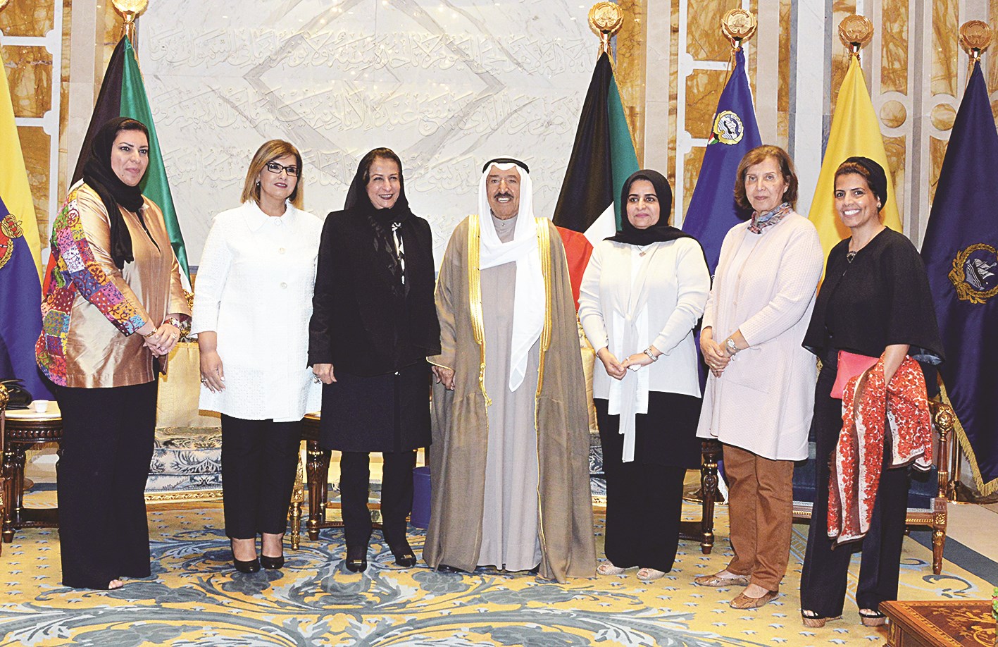 سموه متوسطاً عدداً من المواطنات