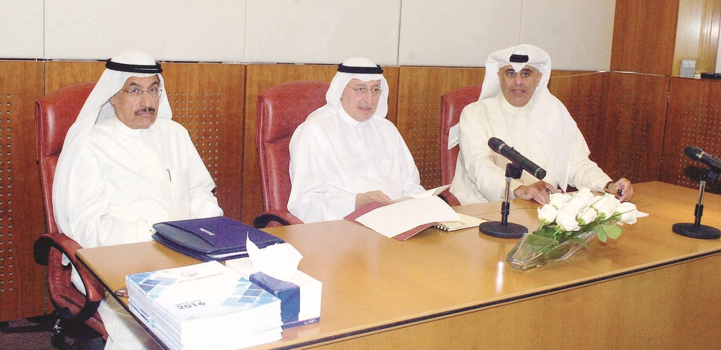 u062cu0627u0646u0628 u0645u0646 u0627u0644u0627u062cu062au0645u0627u0639 (u062au0635u0648u064au0631 u0628u0633u0627u0645 u0632u064au062fu0627u0646)