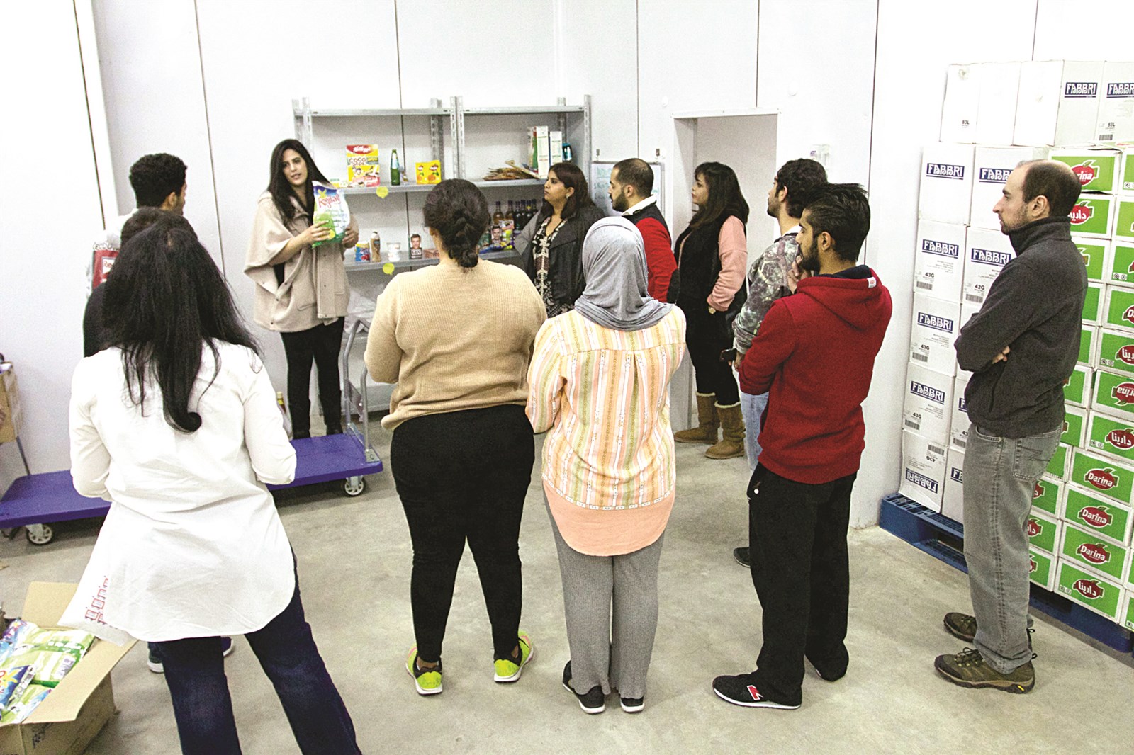 توزيع الأدوار على أعضاء المجموعة