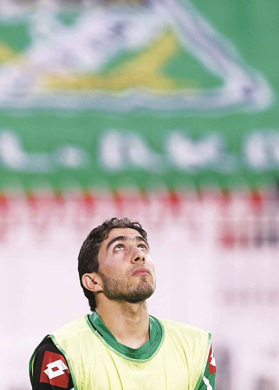 u0641u0631u0627u0633 u0627u0644u062eu0637u064au0628 u064au062au0637u0644u0639 u0625u0644u0649 u0627u0644u062au0645u0633u0643 u0628u0623u0645u0644 u0627u0644u0648u0635u0648u0644 u0625u0644u0649 u00abu0631u0648u0633u064au0627 2018u00bb (u0627u0644u0623u0632u0631u0642 u062fu0648u062a u0643u0648u0645)