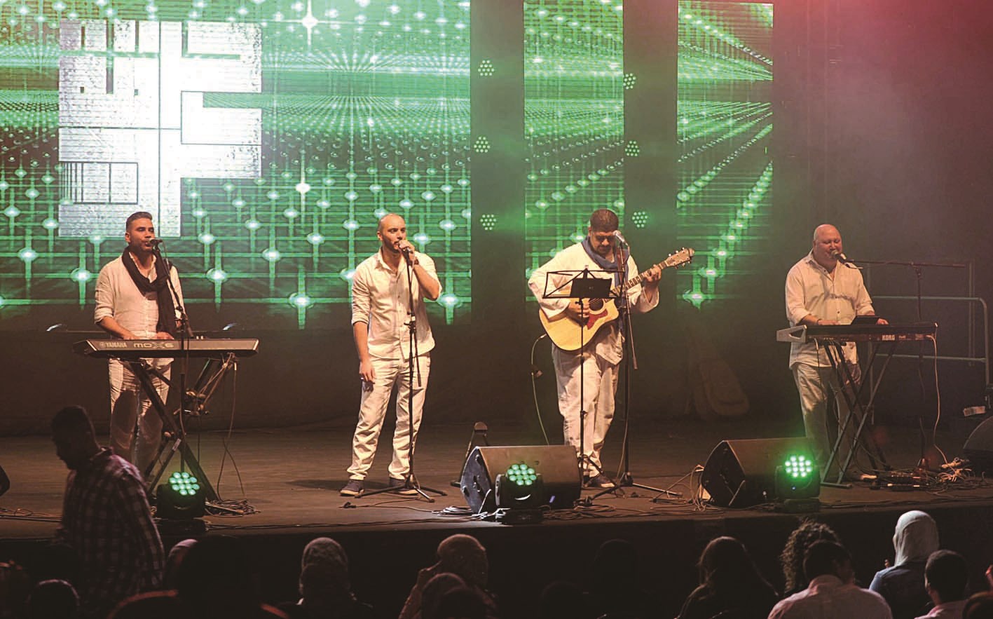 u00abu062du0631u0642u0629 u0643u0627u0631u062au00bb u062eu0644u0627u0644 u0627u0644u062du0641u0644 (u062au0635u0648u064au0631 u0633u0639u062f u0647u0646u062fu0627u0648u064a)