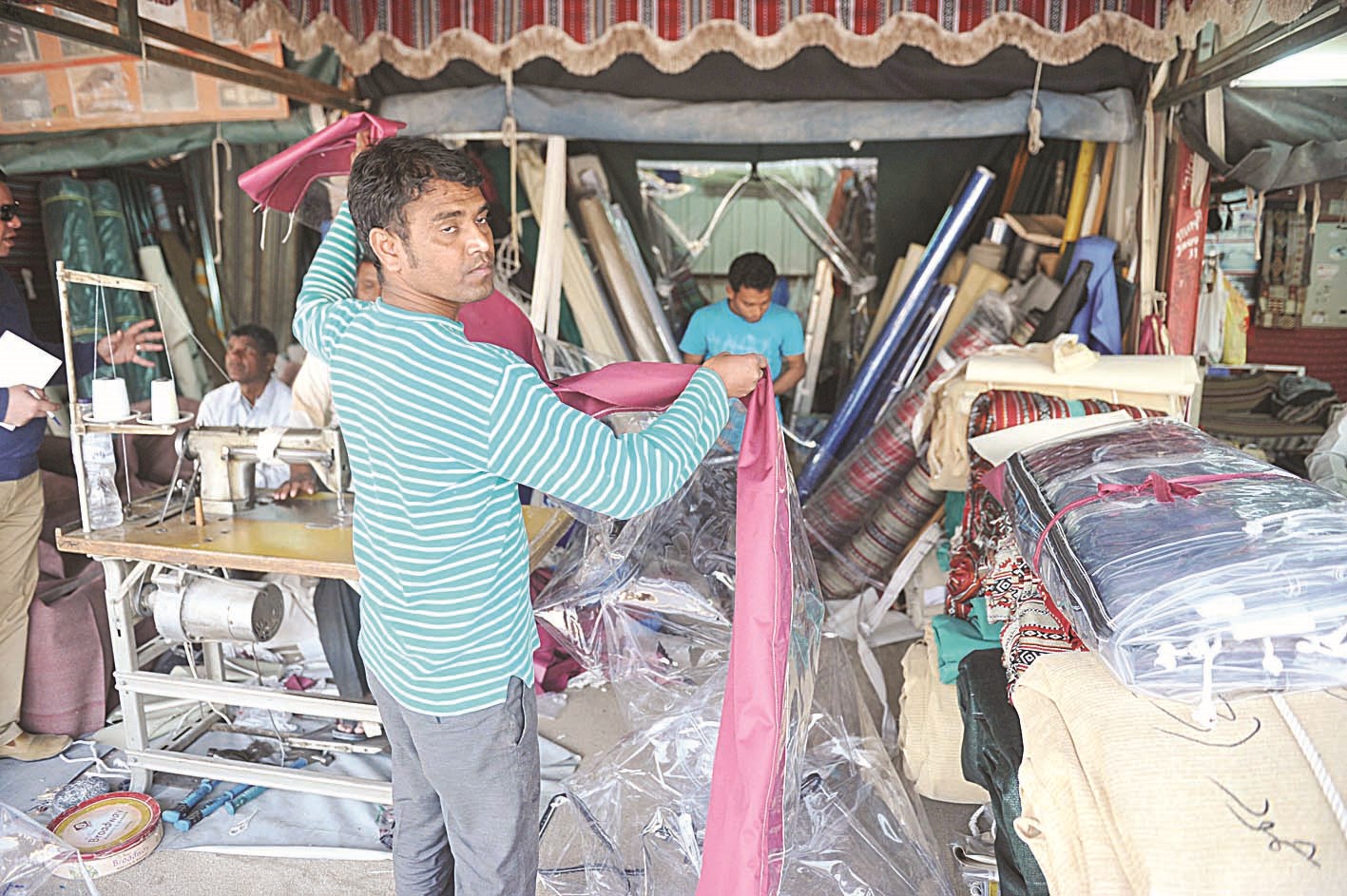 سوق الخيام يستعد لاستقبال الشراة