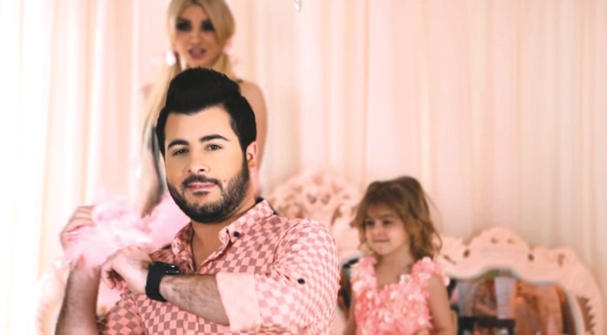 u0644u0642u0637u0629 u0645u0646 u0627u0644u0641u064au062fu064au0648 u0643u0644u064au0628