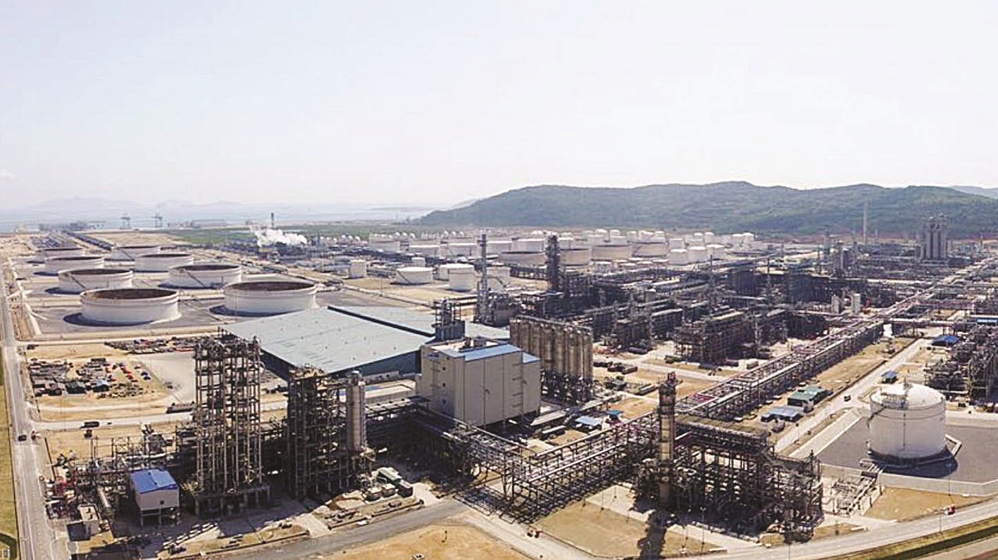 المصفاة الضخمة في المراحل الأخيرة