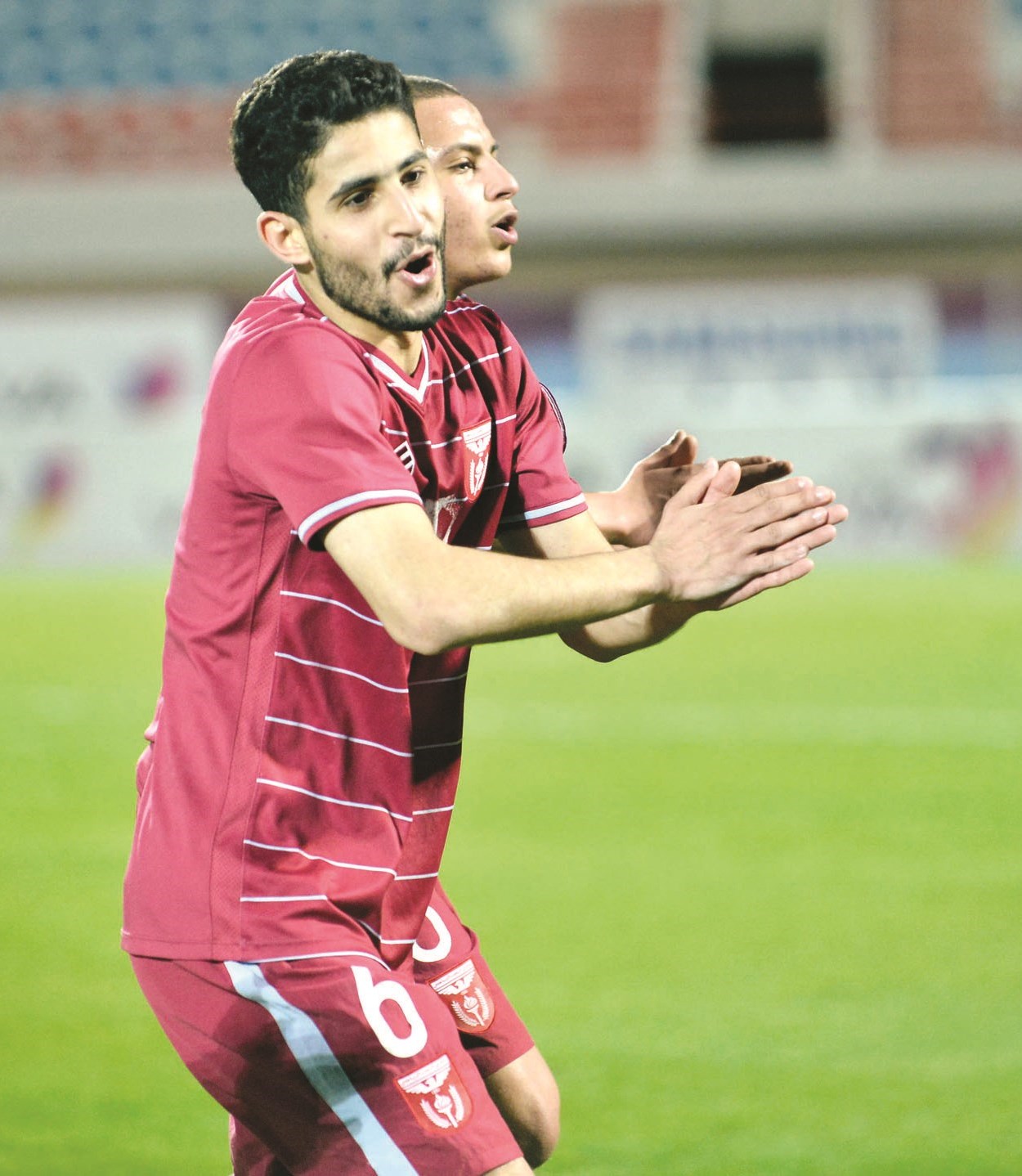 u0644u0627u0639u0628u0627u0646 u0645u0646 u0641u0631u064au0642 u0627u0644u0646u0635u0631 u064au062du062au0641u0644u0627u0646 u0628u0627u0644u0641u0648u0632 u0627u0644u062au0627u0631u064au062eu064a u0639u0644u0649 u0627u0644u0639u0631u0628u064a u0623u0645u0633 (u0627u0644u0623u0632u0631u0642 u062fu0648u062a u0643u0648u0645)