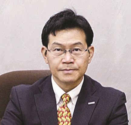 إيواي أكيرا