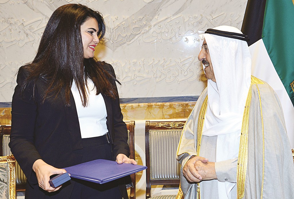 ... والعنود الشارخ