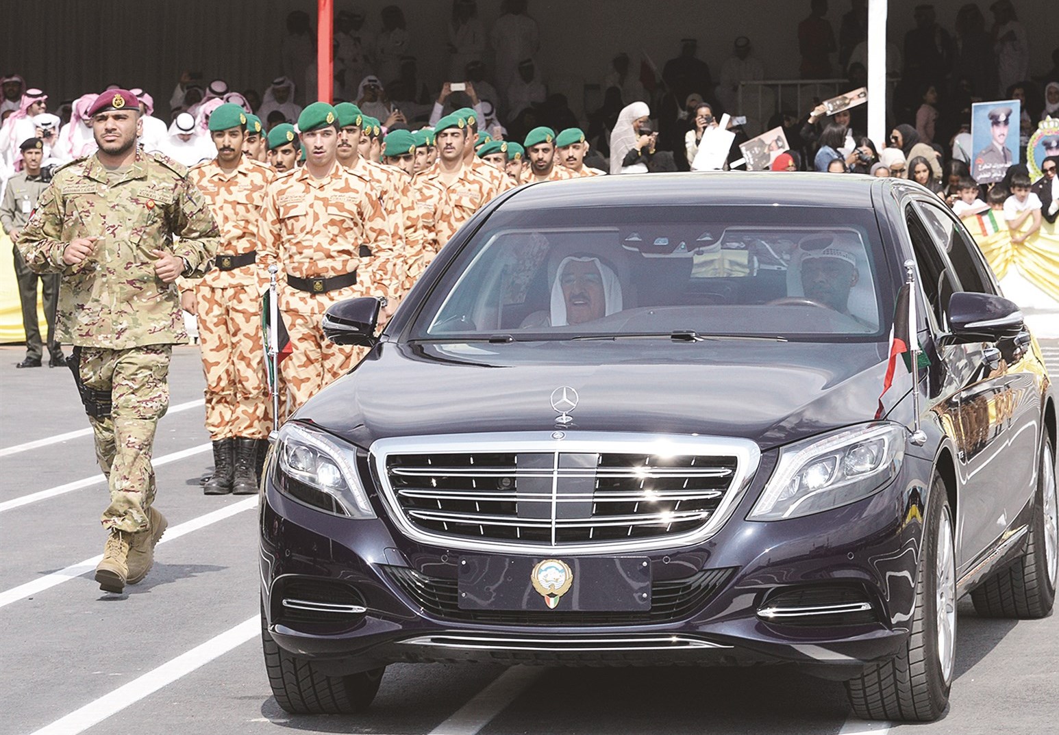 وصول سمو الأمير مع موكب من المغاوير