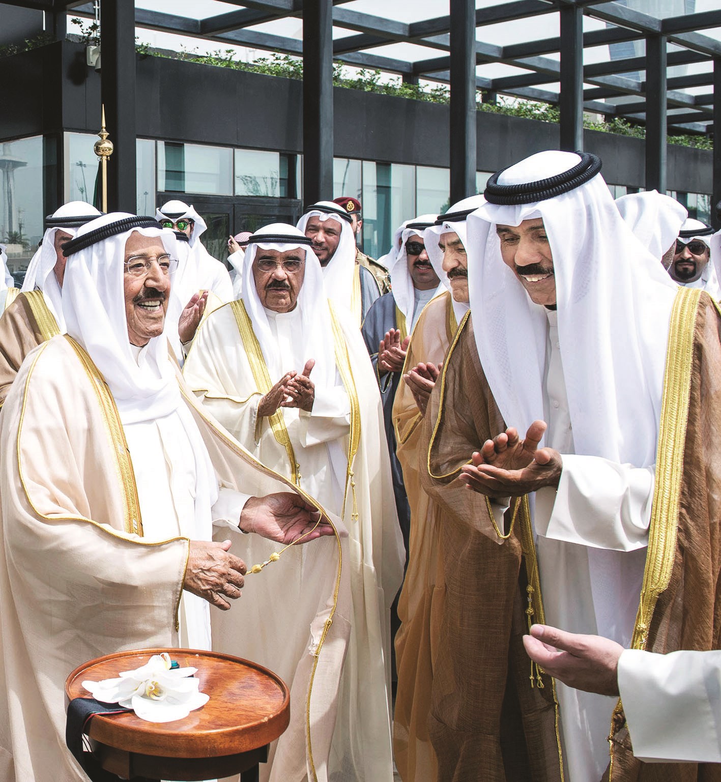 سمو الأمير وولي العهد عقب افتتاح المشروع