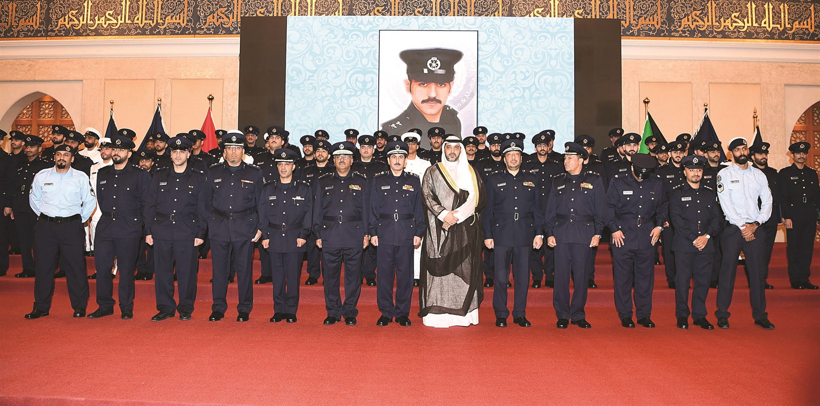 u0645u062du0645u062f u0627u0644u0639u0628u062fu0627u0644u0644u0647 u0648u0642u064au0627u062fu0627u062a u00abu0627u0644u0625u0637u0641u0627u0621u00bb u064au062au0648u0633u0637u0648u0646 u0627u0644u062eu0631u064au062cu064au0646 (u062au0635u0648u064au0631 u0637u0627u0631u0642 u0639u0632u0627u0644u062fu064au0646)