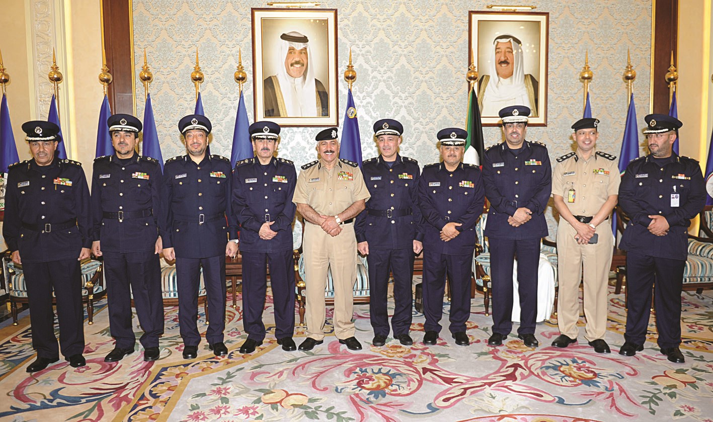 ... ومتوسطا القيادات