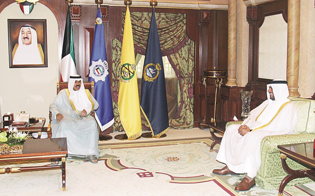 ... وأحمد المنصور