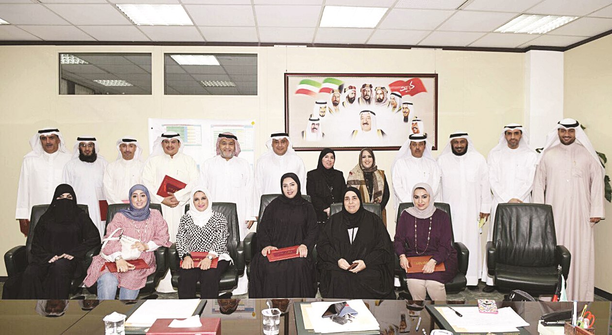 u0627u0644u0645u0637u064au0631u064a u064au062au0648u0633u0651u0637 u0645u0633u0624u0648u0644u064a u0648u0632u0627u0631u0629 u0627u0644u0634u0624u0648u0646 u0648u0627u0644u0645u0648u0638u0641u064au0646 u0627u0644u0645u0643u0631u0651u0645u064au0646