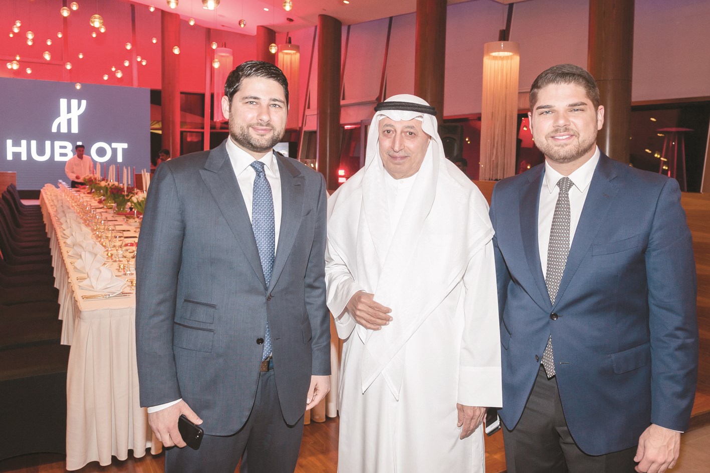 علي مراد بهبهاني متوسطاً ماركو تيديسكي وديفيد تيديسكي