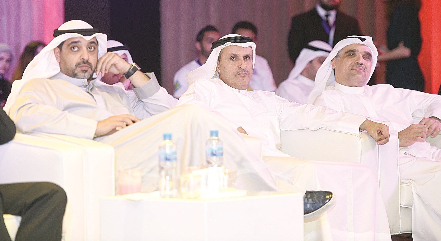 u0645u062du0645u062f u0627u0644u0639u0628u062fu0627u0644u0644u0647 u0645u0639 u0639u0635u0627u0645 u0627u0644u0635u0642u0631 u0648u0642u0635u064a u0627u0644u0634u0637u064a (u062au0635u0648u064au0631 u062cu0627u0633u0645 u0628u0627u0631u0648u0646)