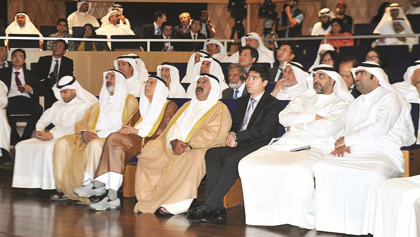 u0646u0627u0635u0631 u0635u0628u0627u062d u0627u0644u0623u062du0645u062f u0648u0645u062du0645u062f u0627u0644u0639u0628u062fu0627u0644u0644u0647 u0648u0627u0644u0631u0648u0636u0627u0646 u0648u0627u0644u0633u0641u064au0631 u0627u0644u0635u064au0646u064a u0645u062au0642u062fu0645u064au0646 u0627u0644u062du0636u0648u0631 (u062au0635u0648u064au0631 u0646u0648u0631 u0647u0646u062fu0627u0648u064a)