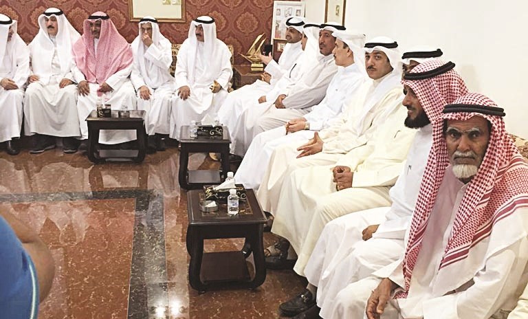 حضور اللقاء