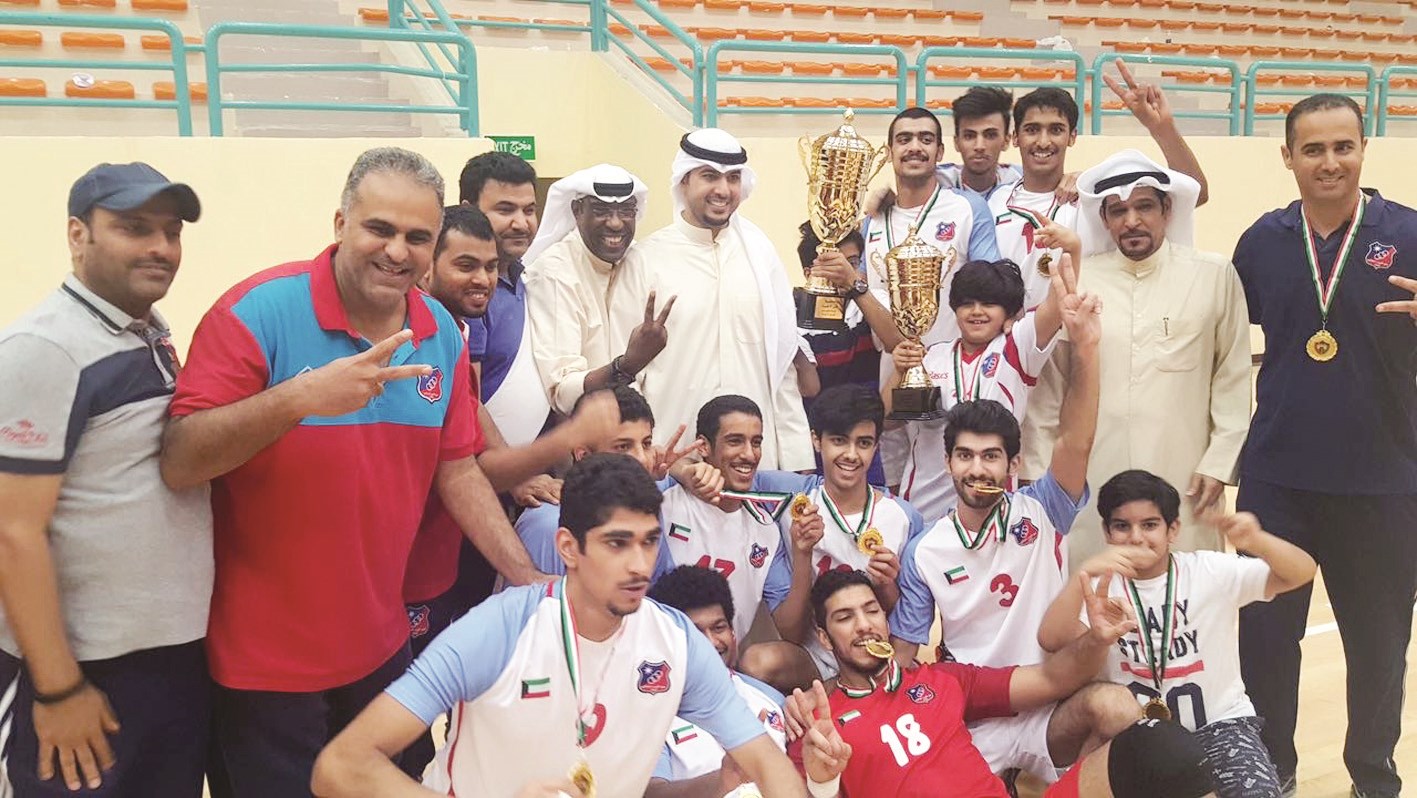 u0645u062du0645u062f u0627u0644u0646u0635u0641 u0645u062au0648u0633u0637u0627u064b u0641u0631u064au0642 u00abu0627u0644u0643u0648u064au062au00bb u0627u0644u0645u062au0648u062c u0628u0644u0642u0628 u0643u0623u0633 u0627u0644u0643u0631u0629 u0627u0644u0637u0627u0626u0631u0629