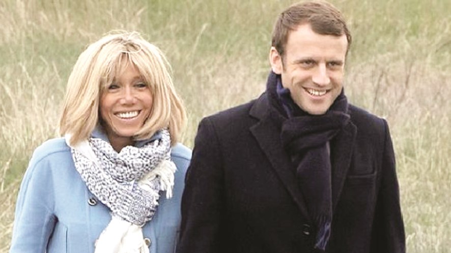 الزوجان السعيدان