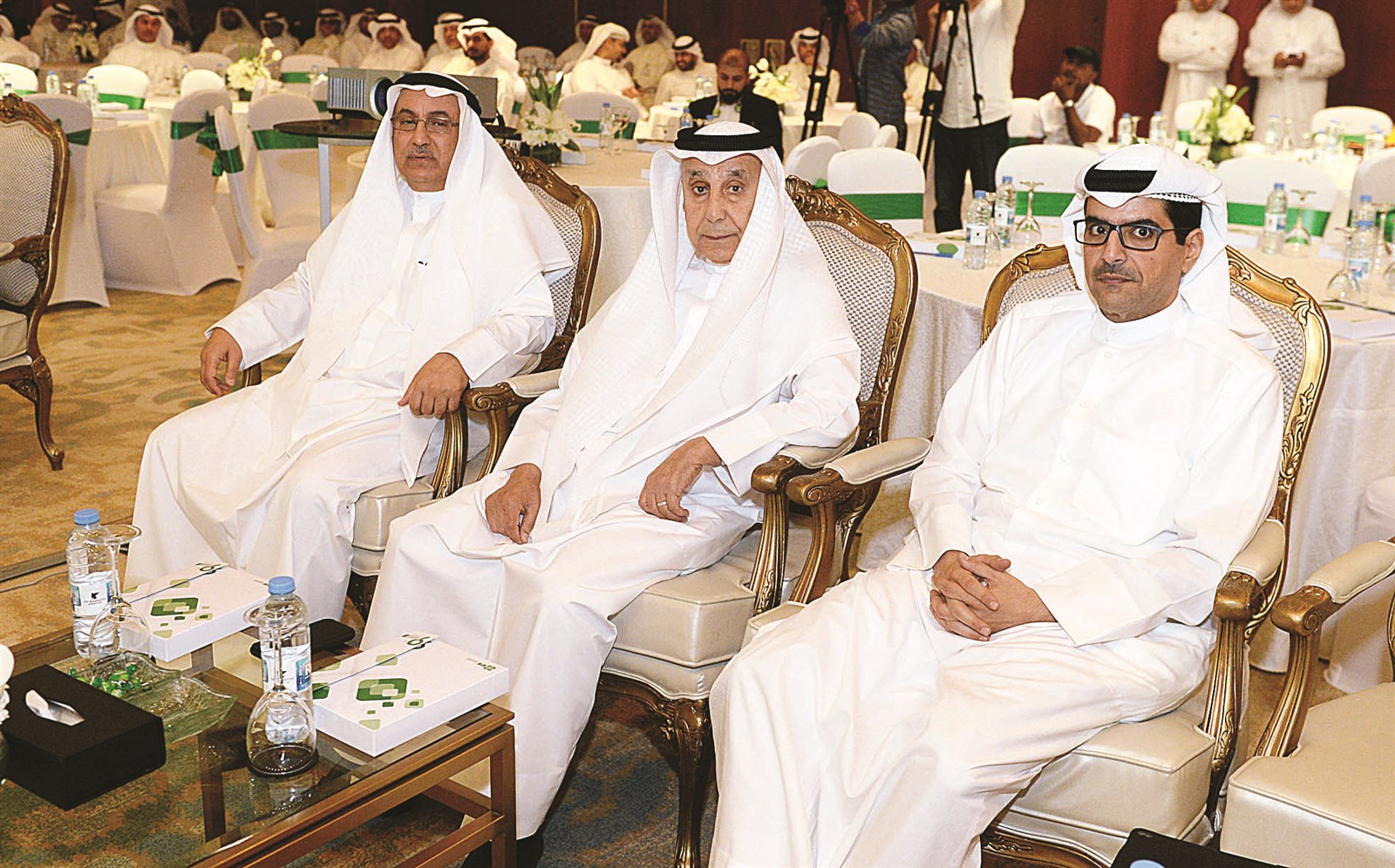 u0627u0644u0646u0627u0647u0636 u0648u0646u0627u0626u0628 u0631u0626u064au0633 u0645u062cu0644u0633 u0625u062fu0627u0631u0629 u00abu0628u064au062au0643u00bb u0639u0628u062fu0627u0644u0639u0632u064au0632 u0627u0644u0646u0641u064au0633u064a u062eu0644u0627u0644 u0627u0644u0645u0644u062au0642u0649 (u062au0635u0648u064au0631 u0632u0643u0631u064au0627 u0639u0637u064au0629)