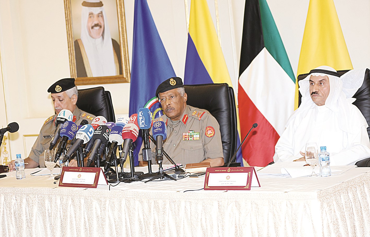 u0627u0644u0639u0645u064au0631u064a u0648u0627u0644u062cu0633u0627u0631 u0648u0627u0644u0639u0646u0632u064a u0641u064a u0627u0644u0645u0624u062au0645u0631 u0627u0644u0635u062du0627u0641u064a (u062au0635u0648u064au0631 u0643u0631u0645 u0630u064au0627u0628)