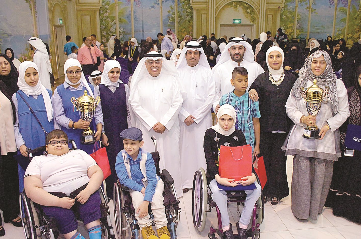 u0627u0644u0645u0642u0635u064au062f u0648u0627u0644u0645u0627u062cu062fu064a u064au062au0648u0633u0637u0627u0646 u0627u0644u0641u0627u0626u0632u064au0646 (u062au0635u0648u064au0631 u0628u0633u0627u0645 u0632u064au062fu0627u0646)