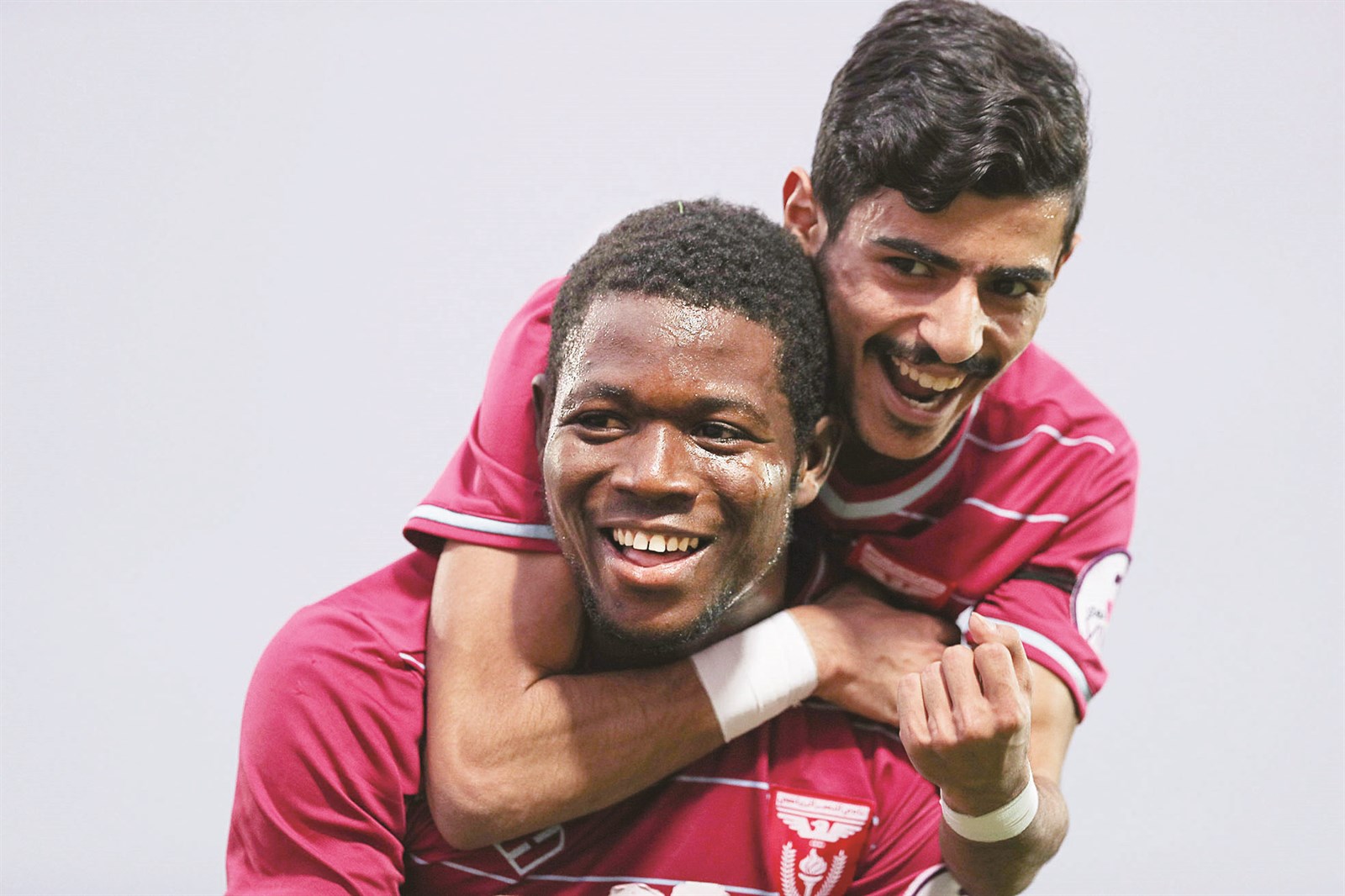 u0627u0644u0639u062cu0645u064a u0648u0628u0627u0631u0641u0648 u064au063au064au0628u0627u0646 u0639u0646 u0645u0628u0627u0631u0627u0629 u0627u0644u0646u0635u0631 u0623u0645u0627u0645 u0627u0644u064au0631u0645u0648u0643     (u0627u0644u0623u0632u0631u0642 u062fu0648u062a u0643u0648u0645)