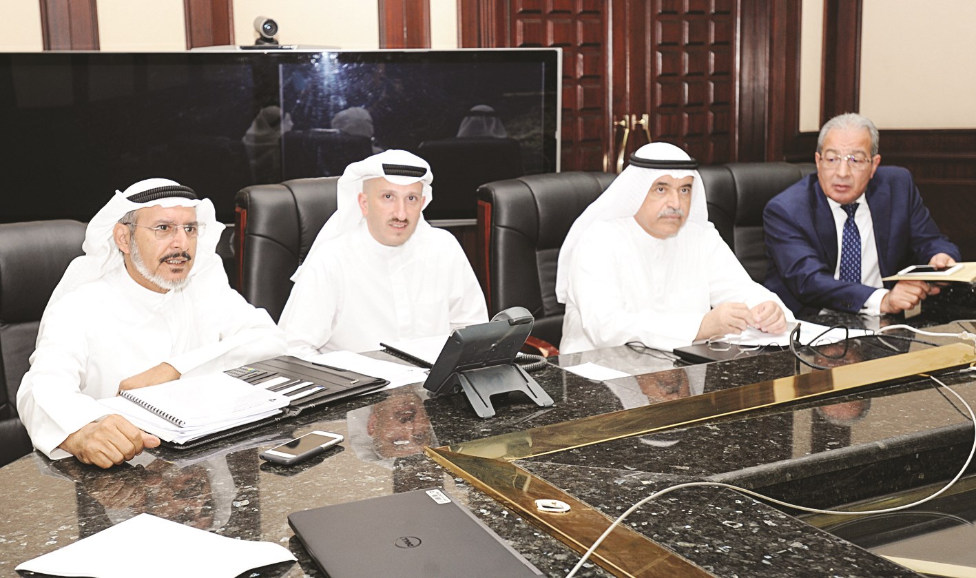 u062cu0627u0646u0628 u0645u0646 u0627u0644u0627u062cu062au0645u0627u0639 b  (u062au0635u0648u064au0631 u0643u0631u0645 u0630u064au0627u0628)